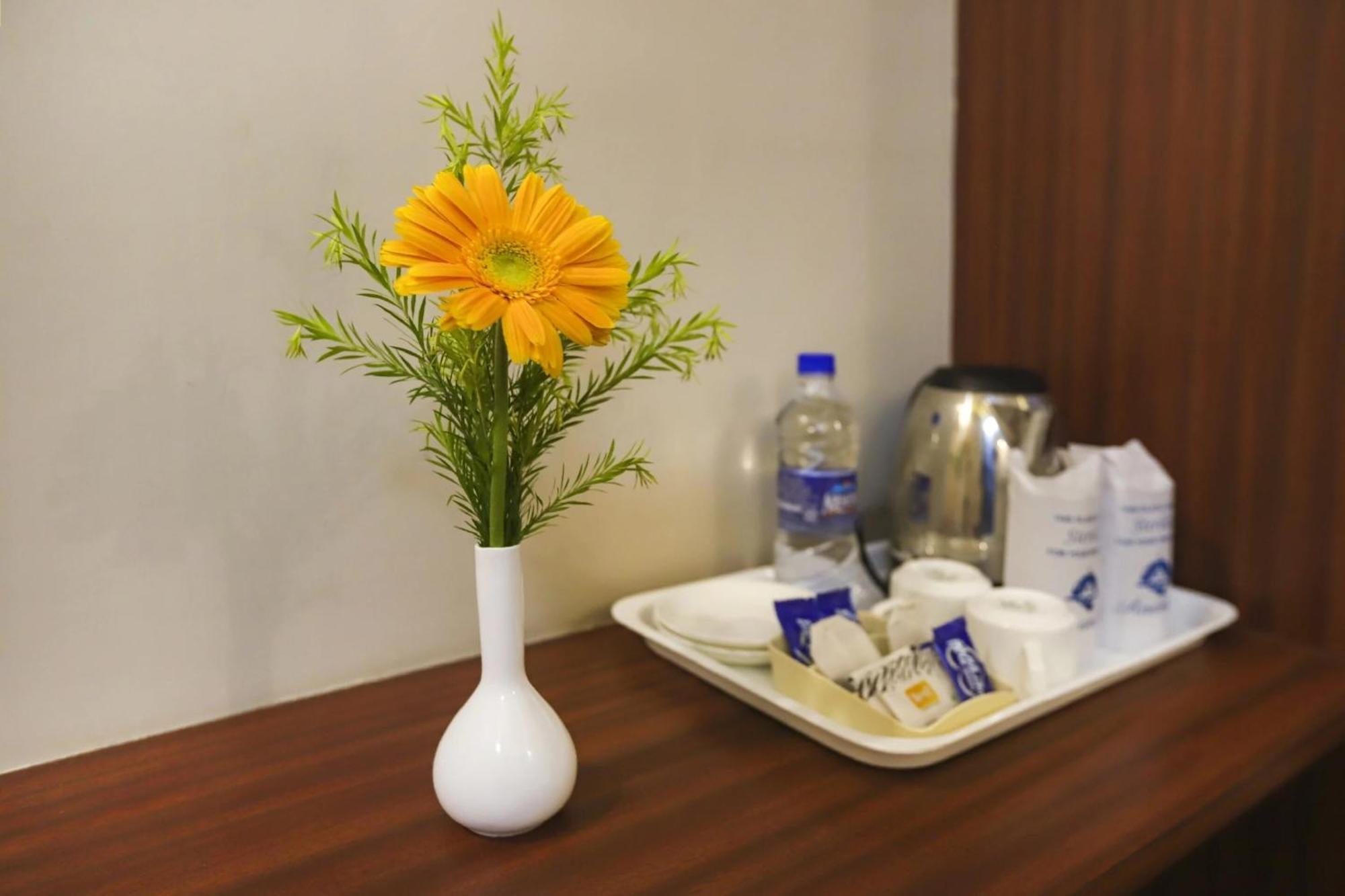 Collection O Cambay Sapphire Hotel Sarkhej Kültér fotó